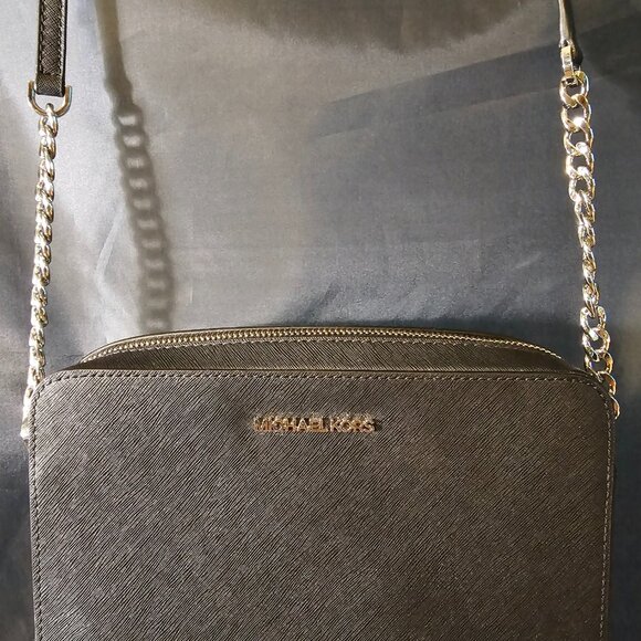 Michael Kors black leather shoulder bag. NWT - Picture 2 of 7